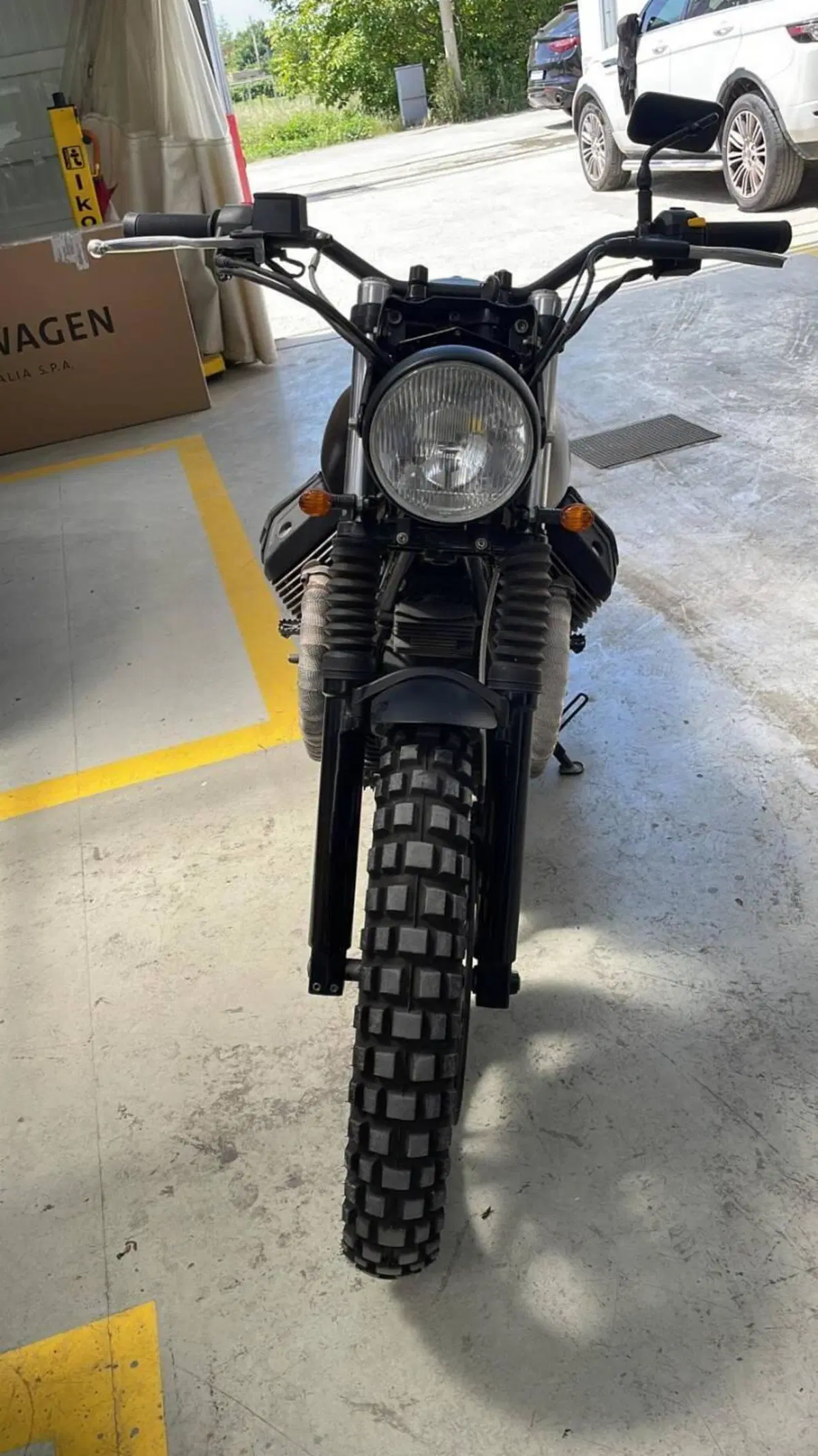 Moto Guzzi V7 II Stone (2015 - 17) (7)