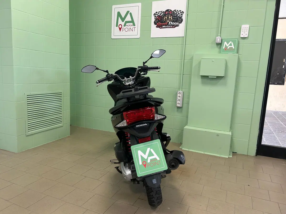 Honda PCX 150 (2014 - 17) (4)