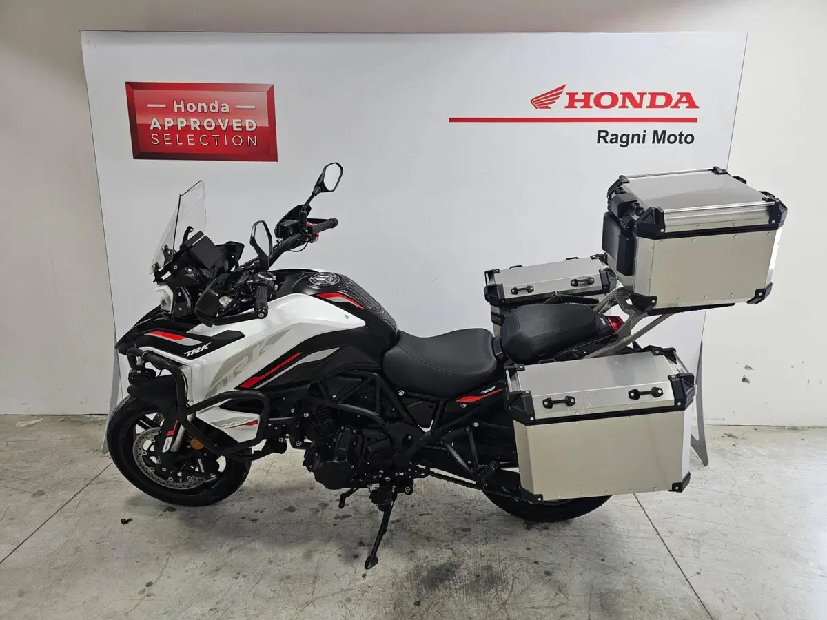 Benelli TRK 702 (2023 - 25) (2)