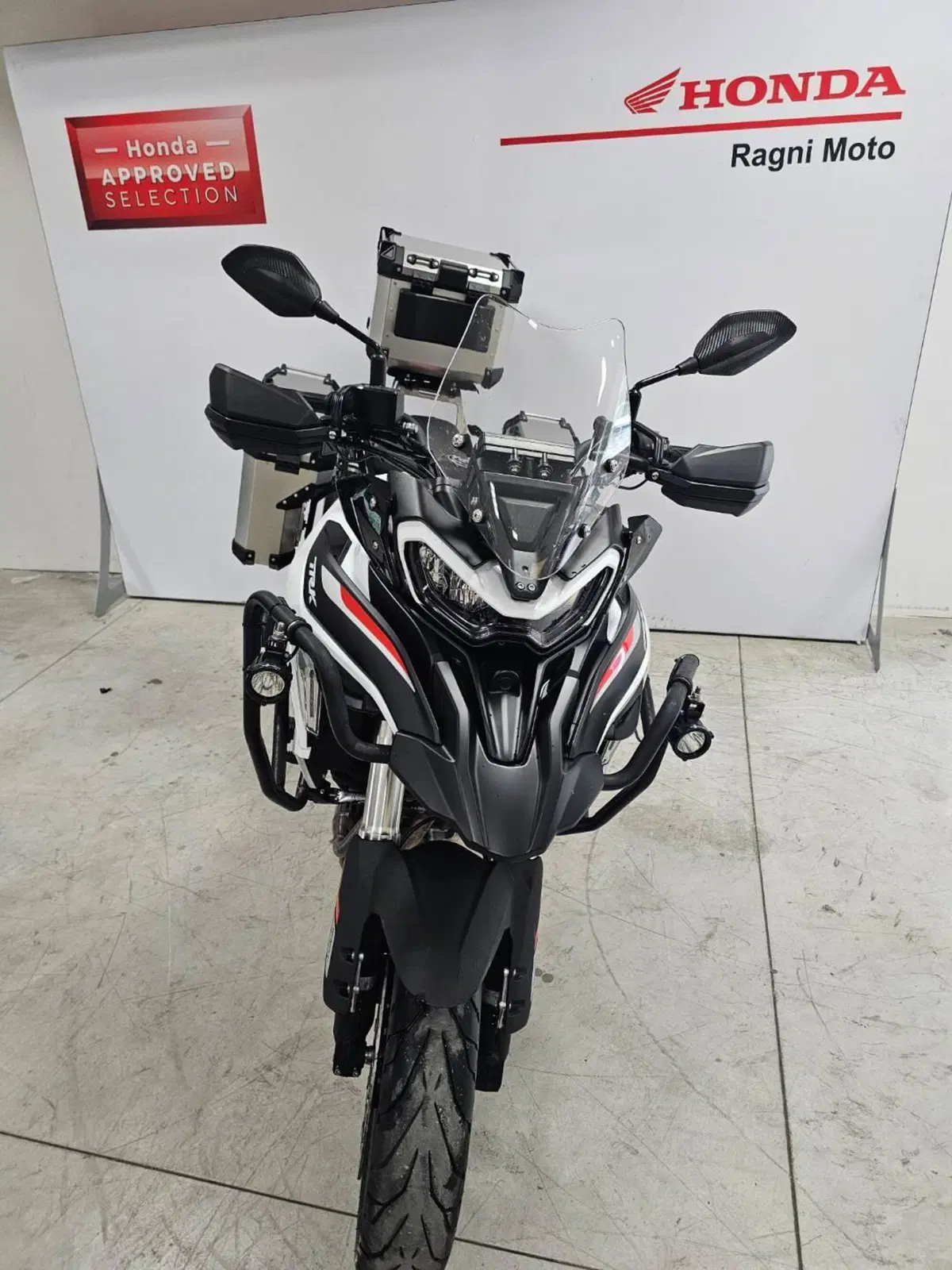Benelli TRK 702 (2023 - 25) (3)
