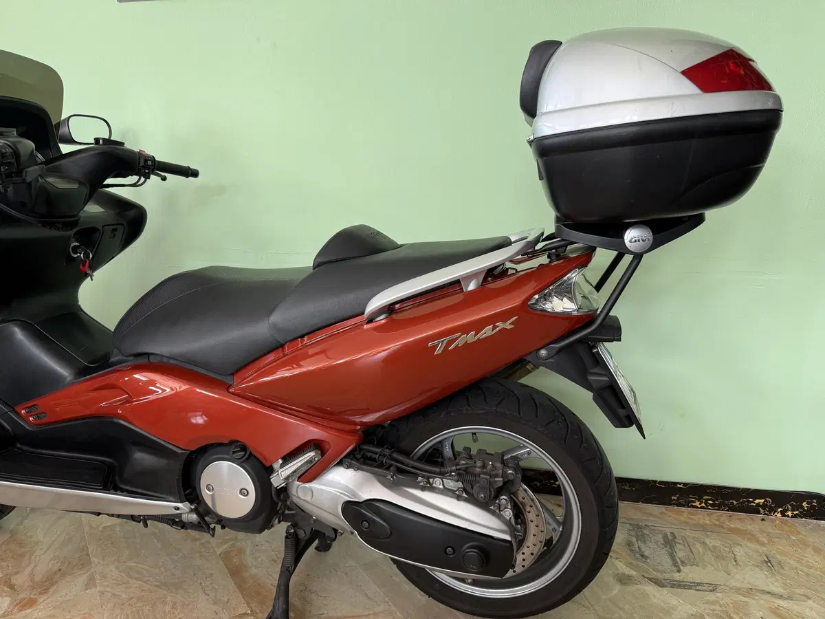 Yamaha T-Max 500 (2004 - 07) (7)