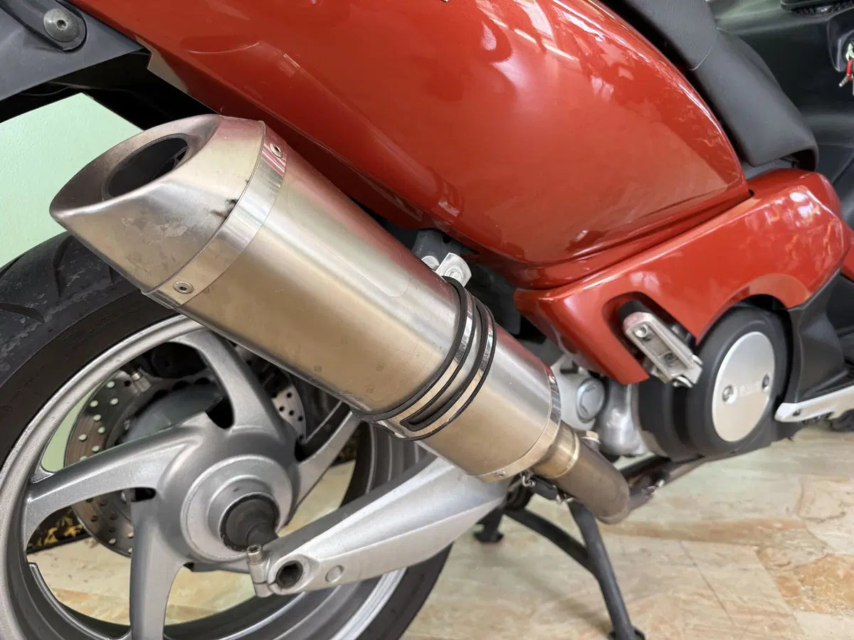 Yamaha T-Max 500 (2004 - 07) (17)