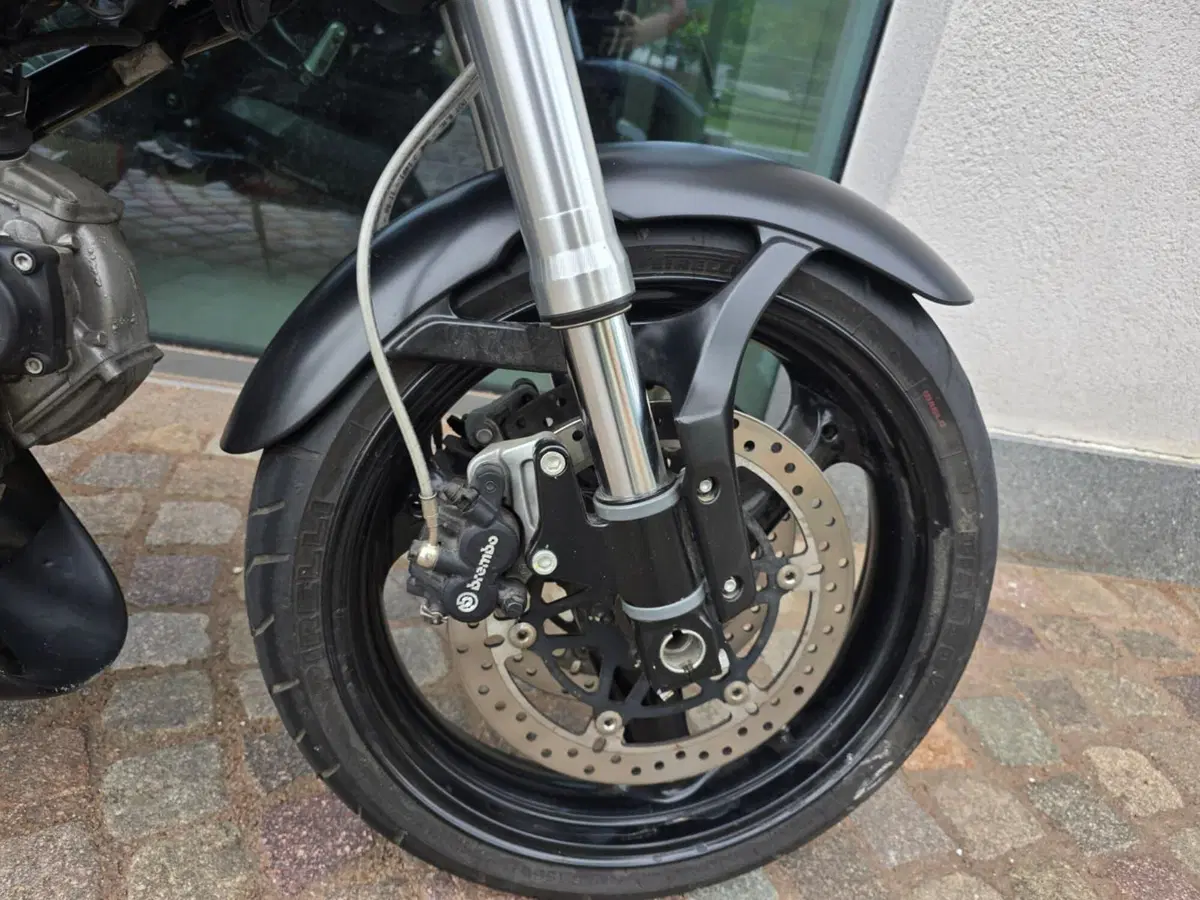 Ducati Monster 695 (2006 - 08) (10)