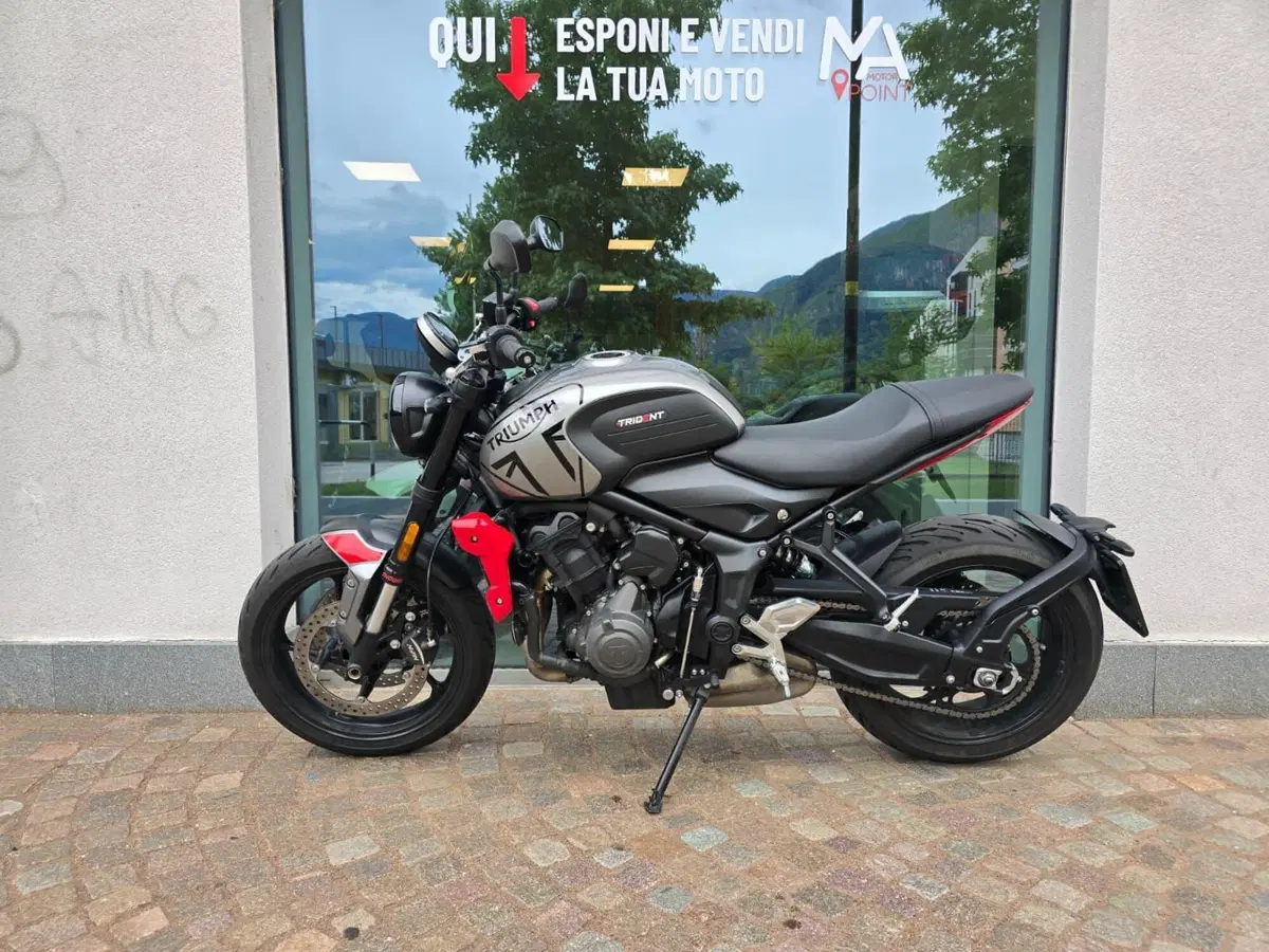 Triumph Trident 660 (2021 - 24) (2)