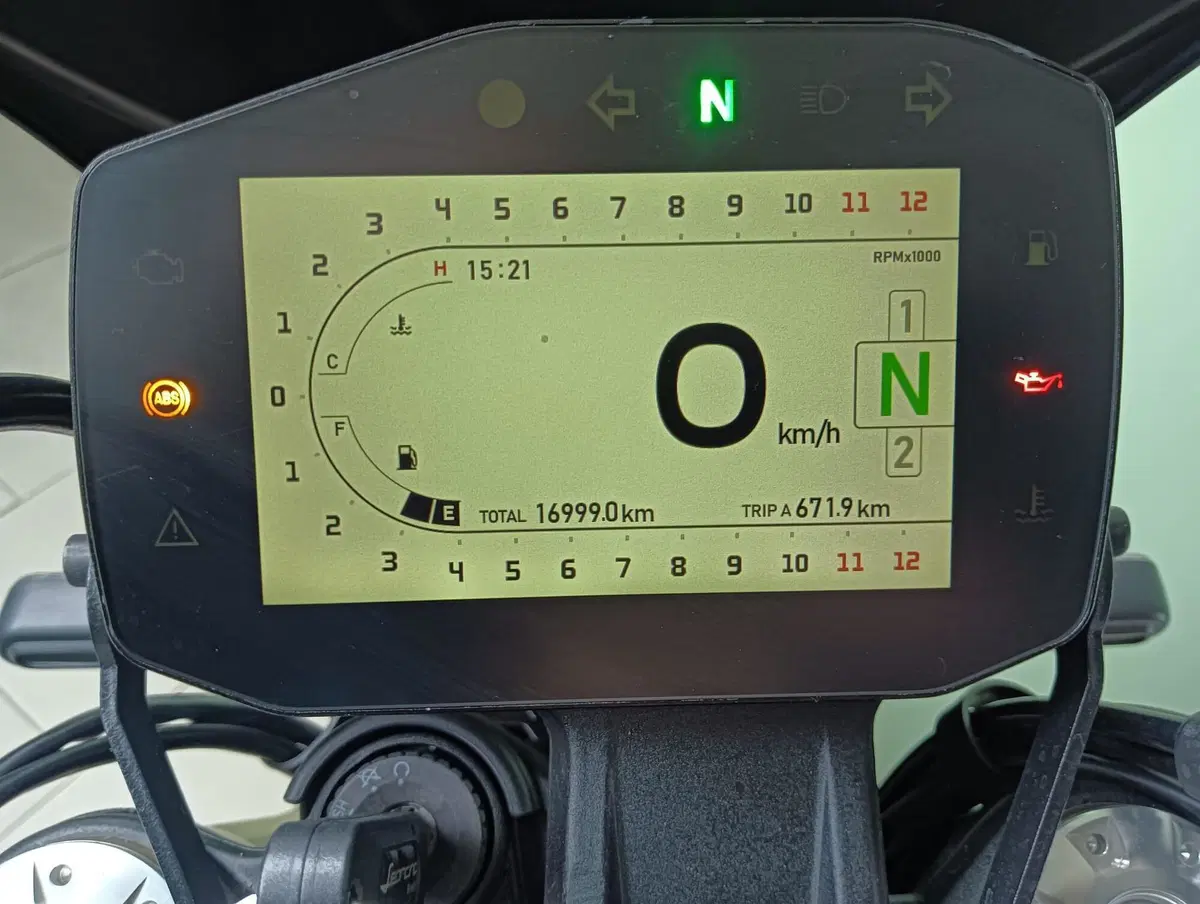Benelli Leoncino 800 (2022 - 26) (5)