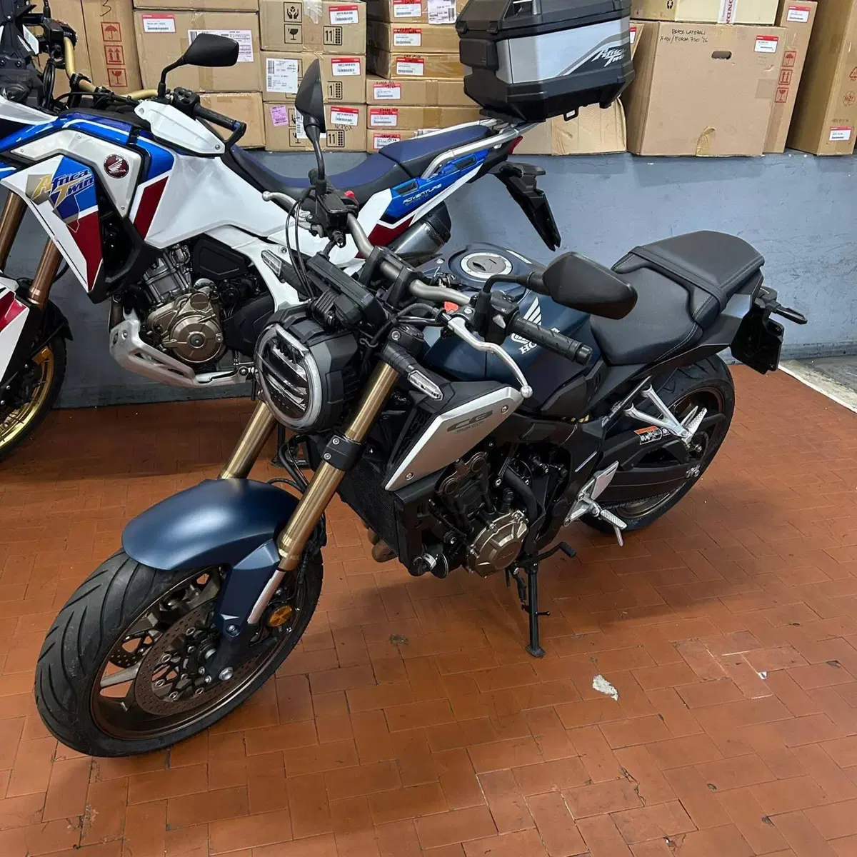 Honda CB 650 R (2021 - 23) (3)