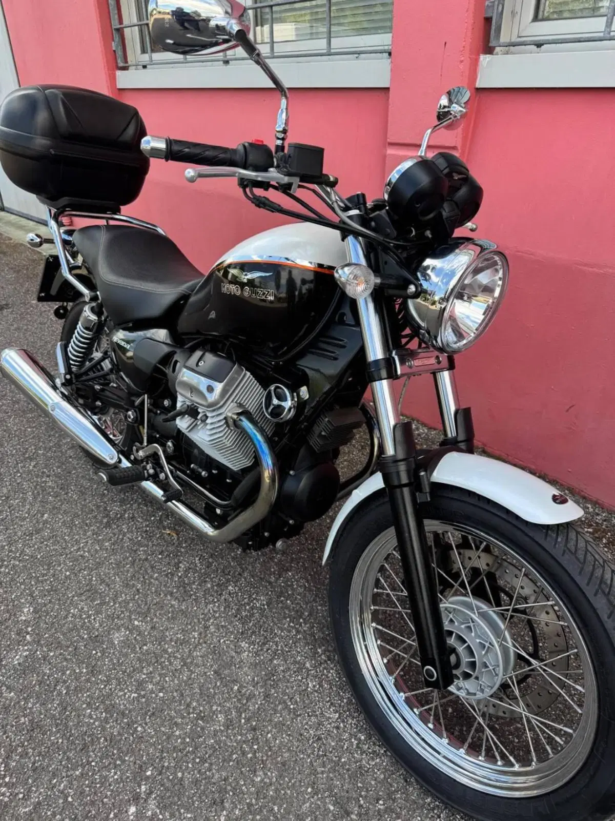 Moto Guzzi Nevada 750 Anniversario (2012 - 13) (2)