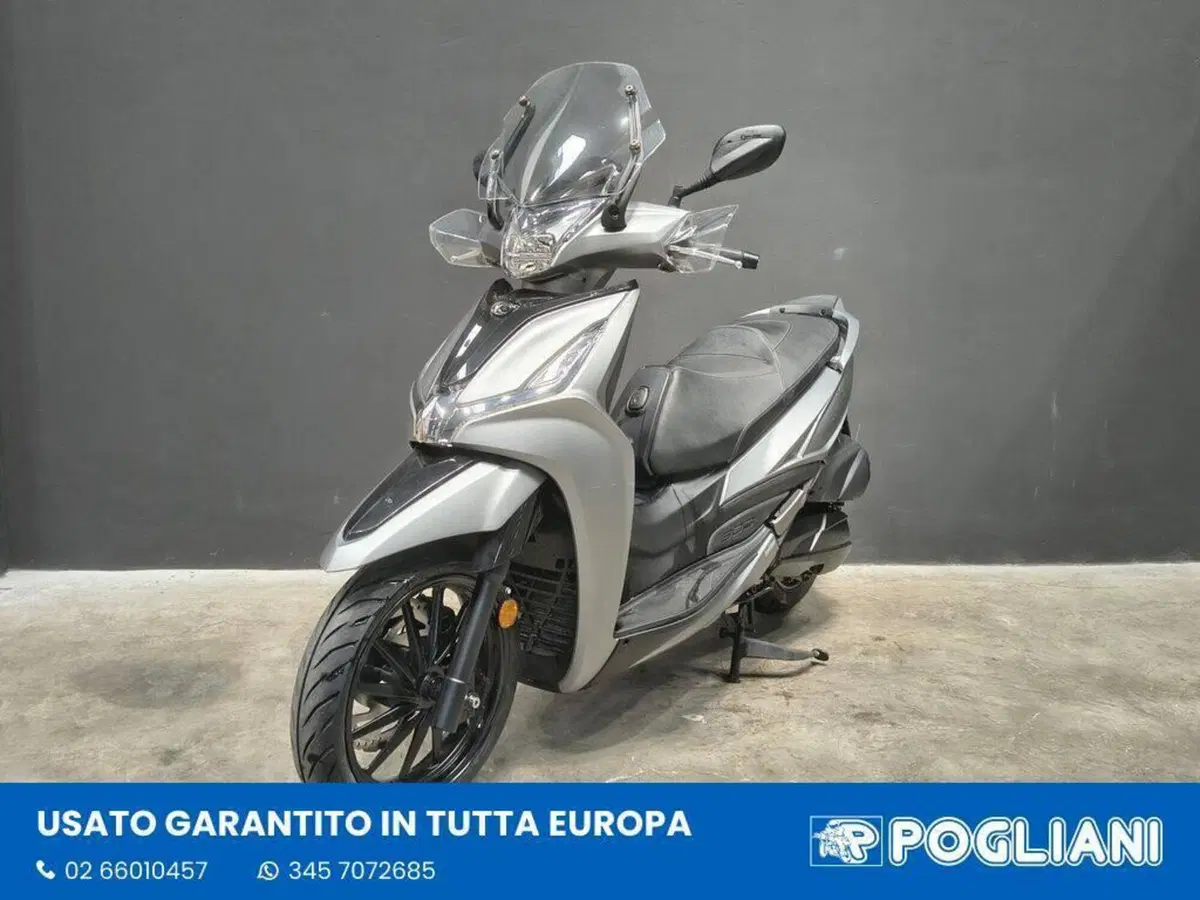 Kymco Agility 300i (2021 - 25) (4)