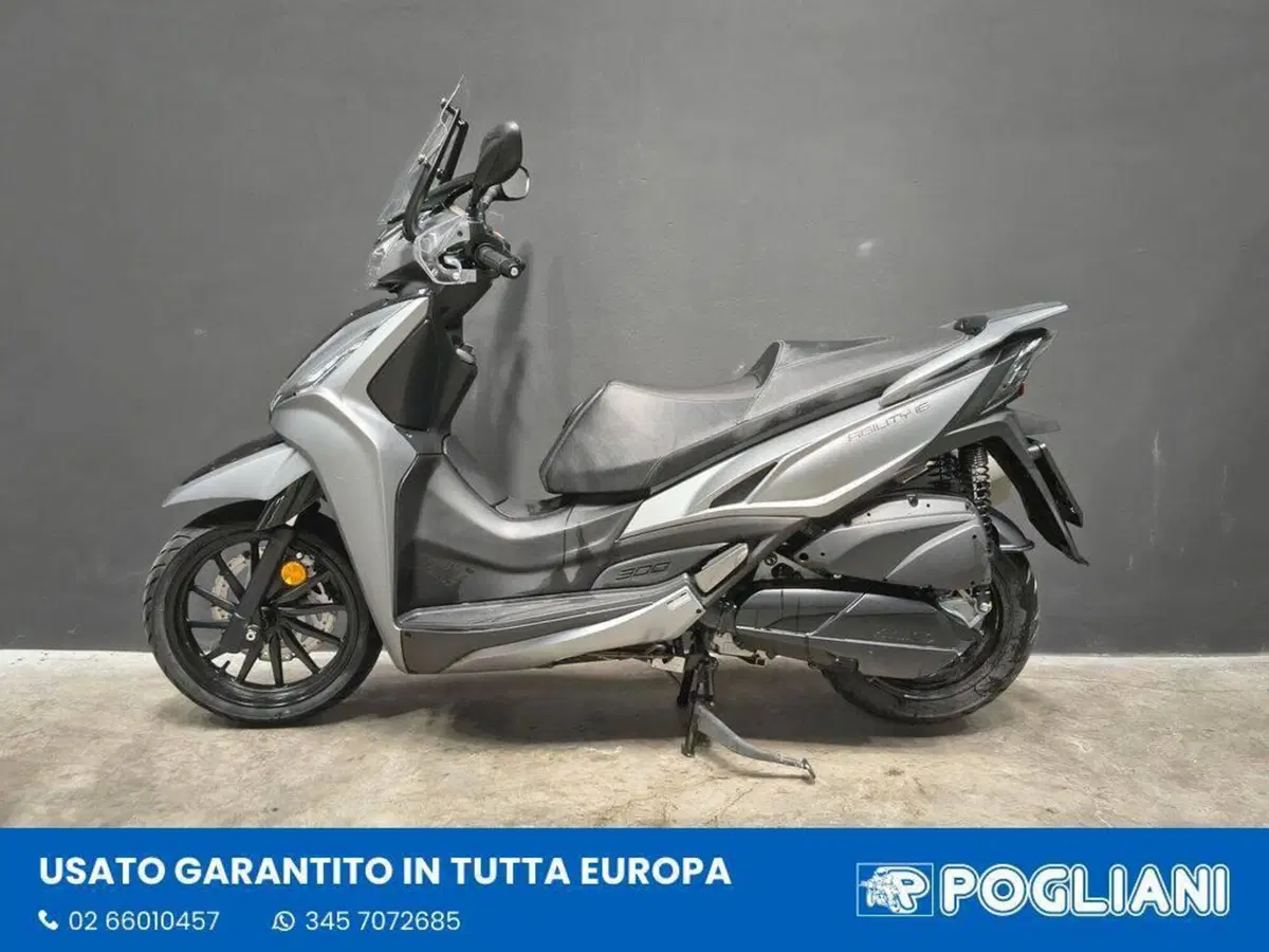 Kymco Agility 300i (2021 - 25) (5)