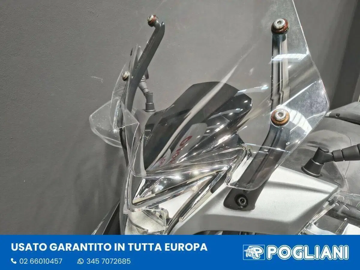 Kymco Agility 300i (2021 - 25) (9)