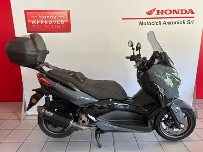 Yamaha X-Max 300 Tech Max (2021 - 24) usata