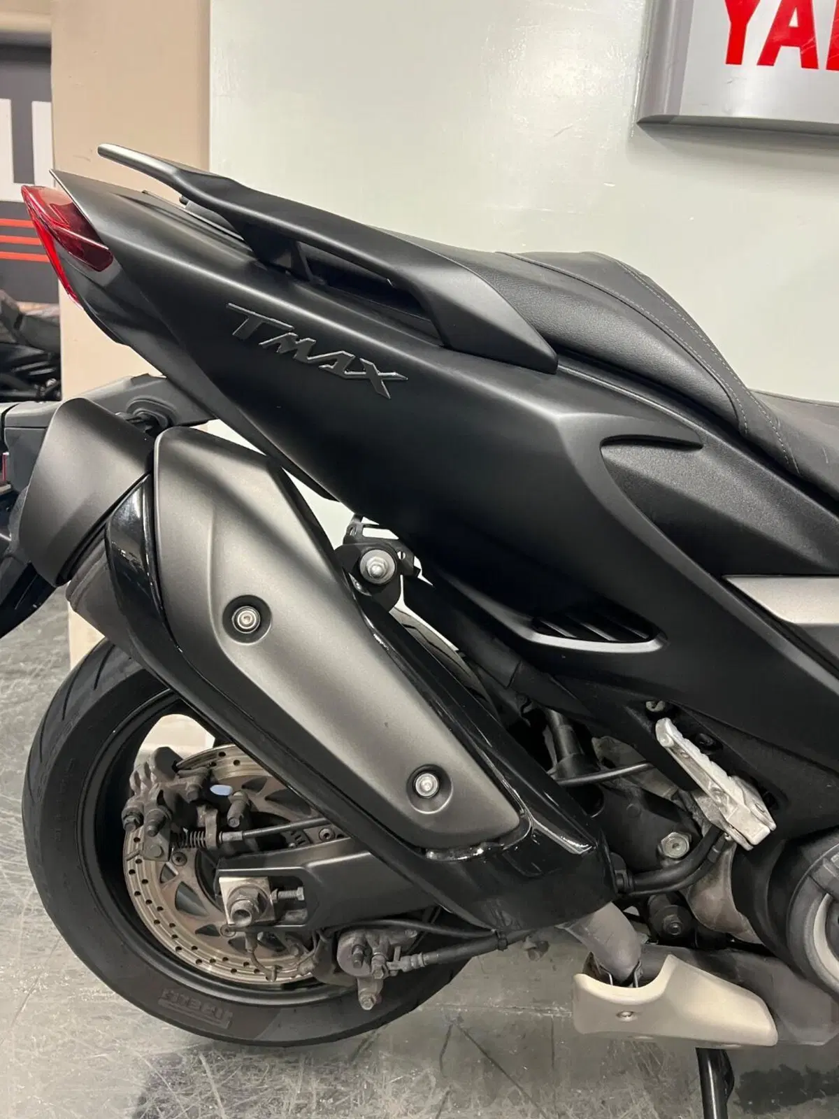 Yamaha T-Max 560 Tech Max (2021) (5)