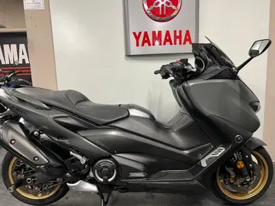 Yamaha T-Max 560 Tech Max (2020) usata