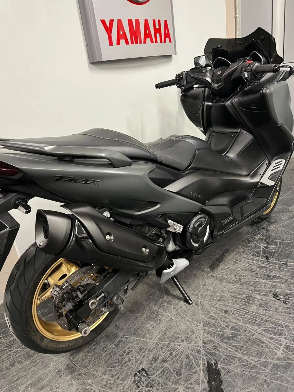 Yamaha T-Max 560 Tech Max (2020) (4)