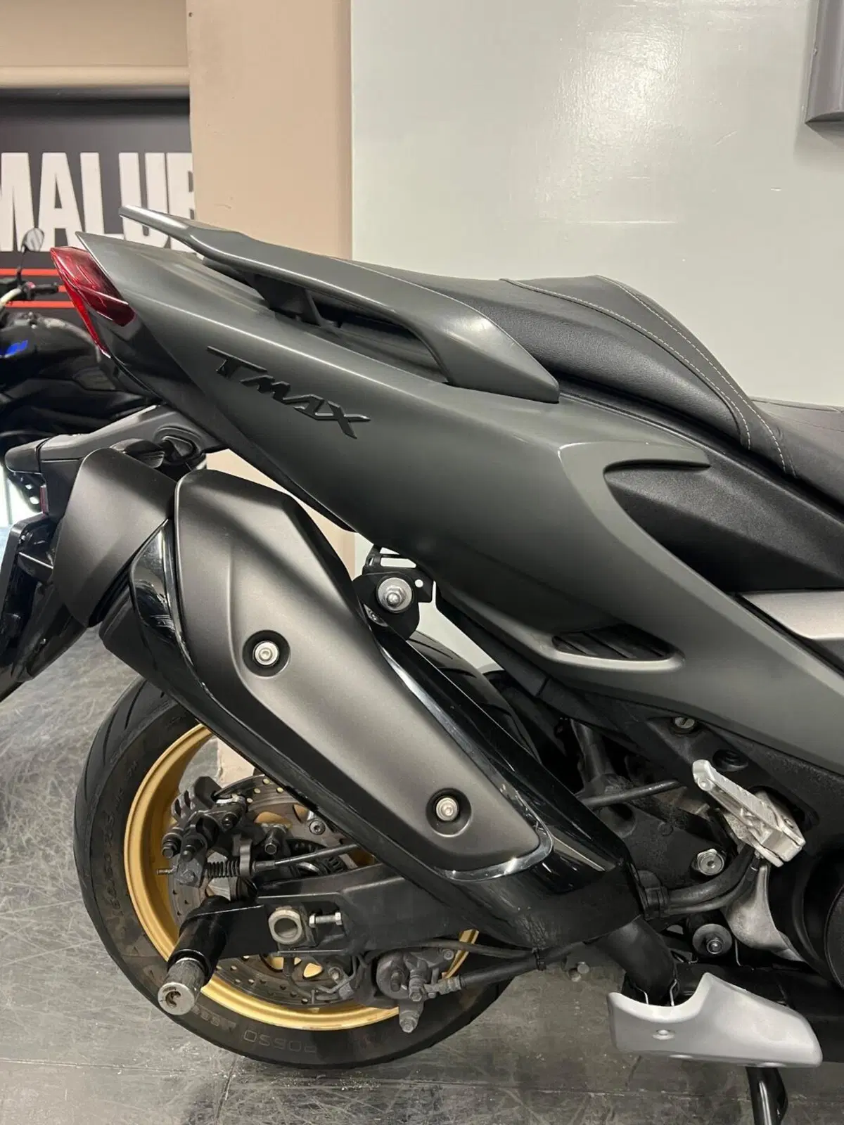 Yamaha T-Max 560 Tech Max (2020) (5)