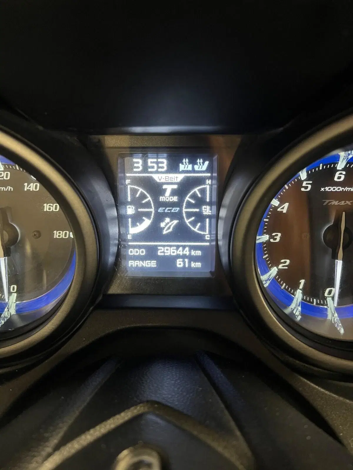 Yamaha T-Max 560 Tech Max (2020) (10)