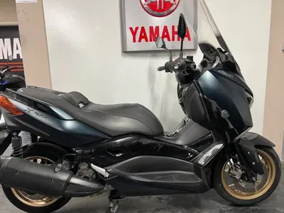 Yamaha X-Max 300 Tech Max (2021 - 24) usata