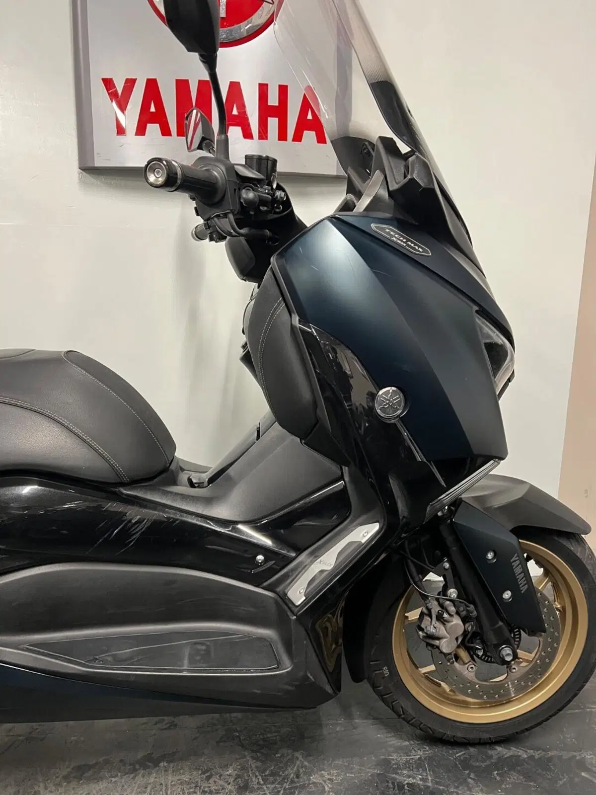 Yamaha X-Max 300 Tech Max (2021 - 24) (6)