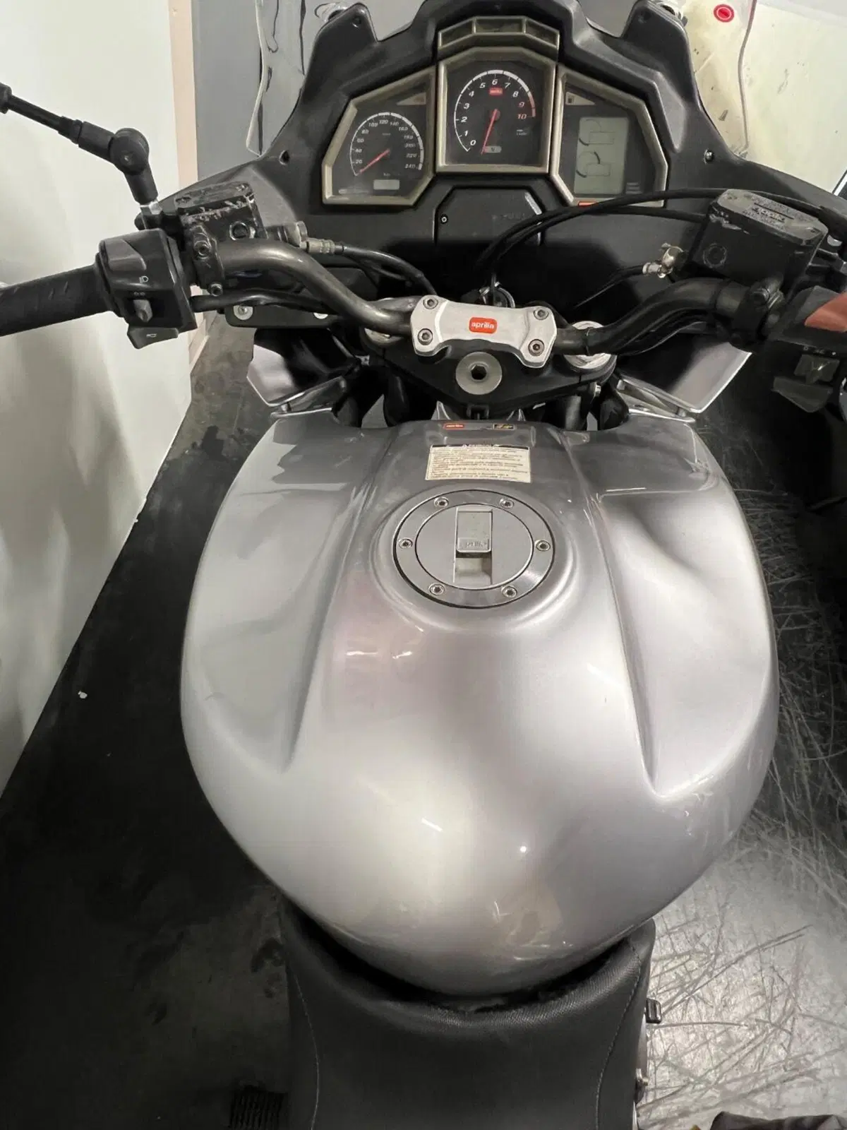 Aprilia Caponord ETV 1000 (2001 - 04) (9)