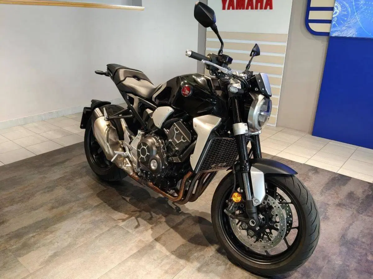 Honda CB 1000 R (2008 - 10) (2)