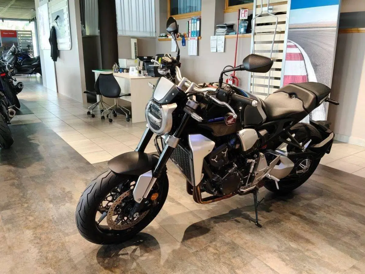Honda CB 1000 R (2008 - 10) (3)