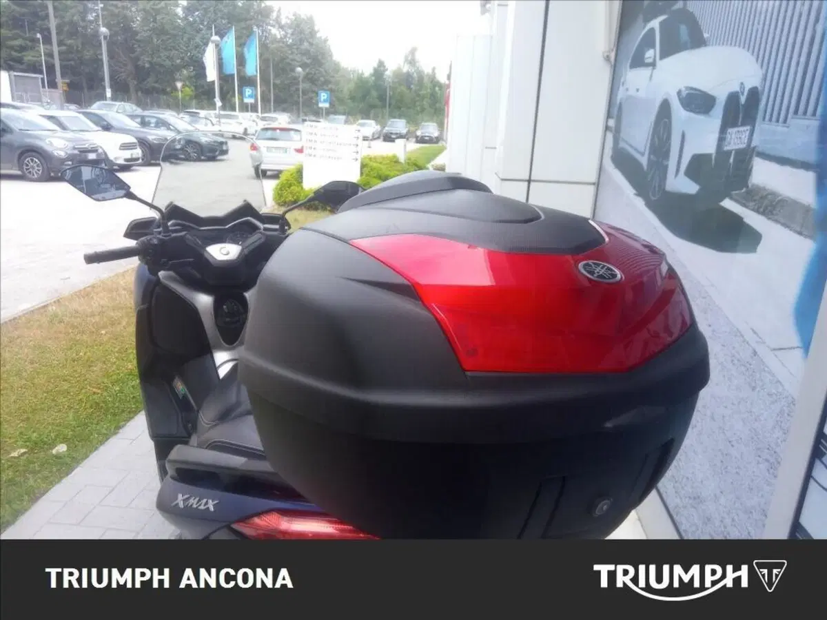 Yamaha X-Max 400 ABS (2017 - 20) (4)