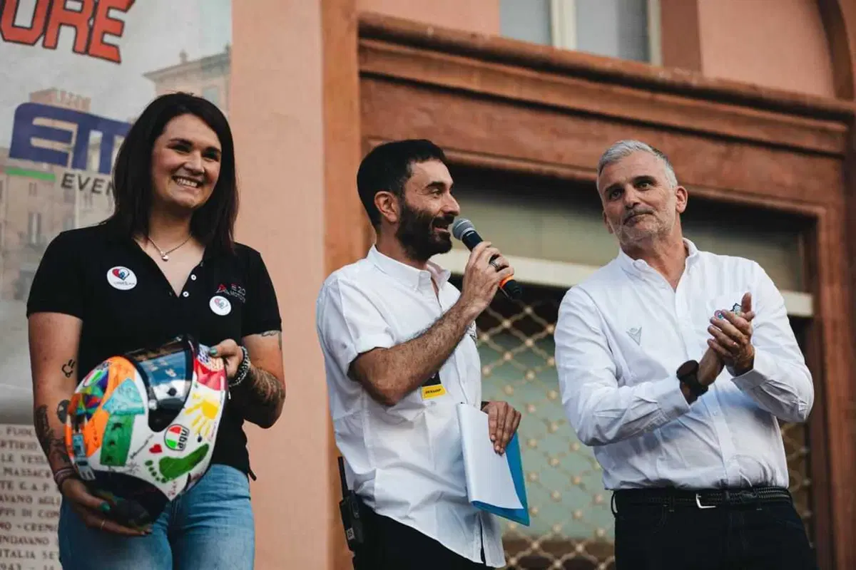 Dunlop CIV 2026, Imola: i piloti sfilano per le strade della città [VIDEO-GALLERY] (4)