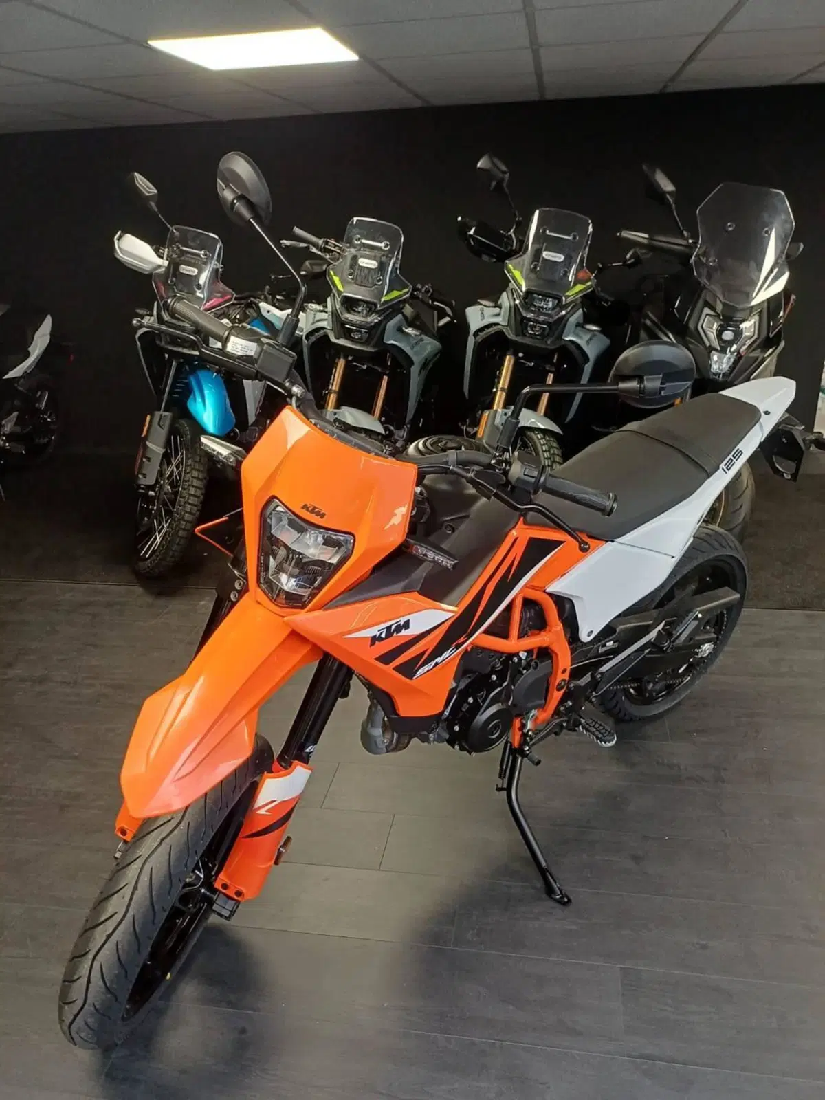 KTM 125 SMC R (2025 - 26) (2)