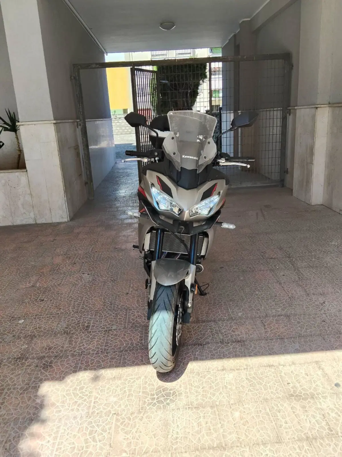 Kawasaki Versys 650 (2021 - 24) (2)