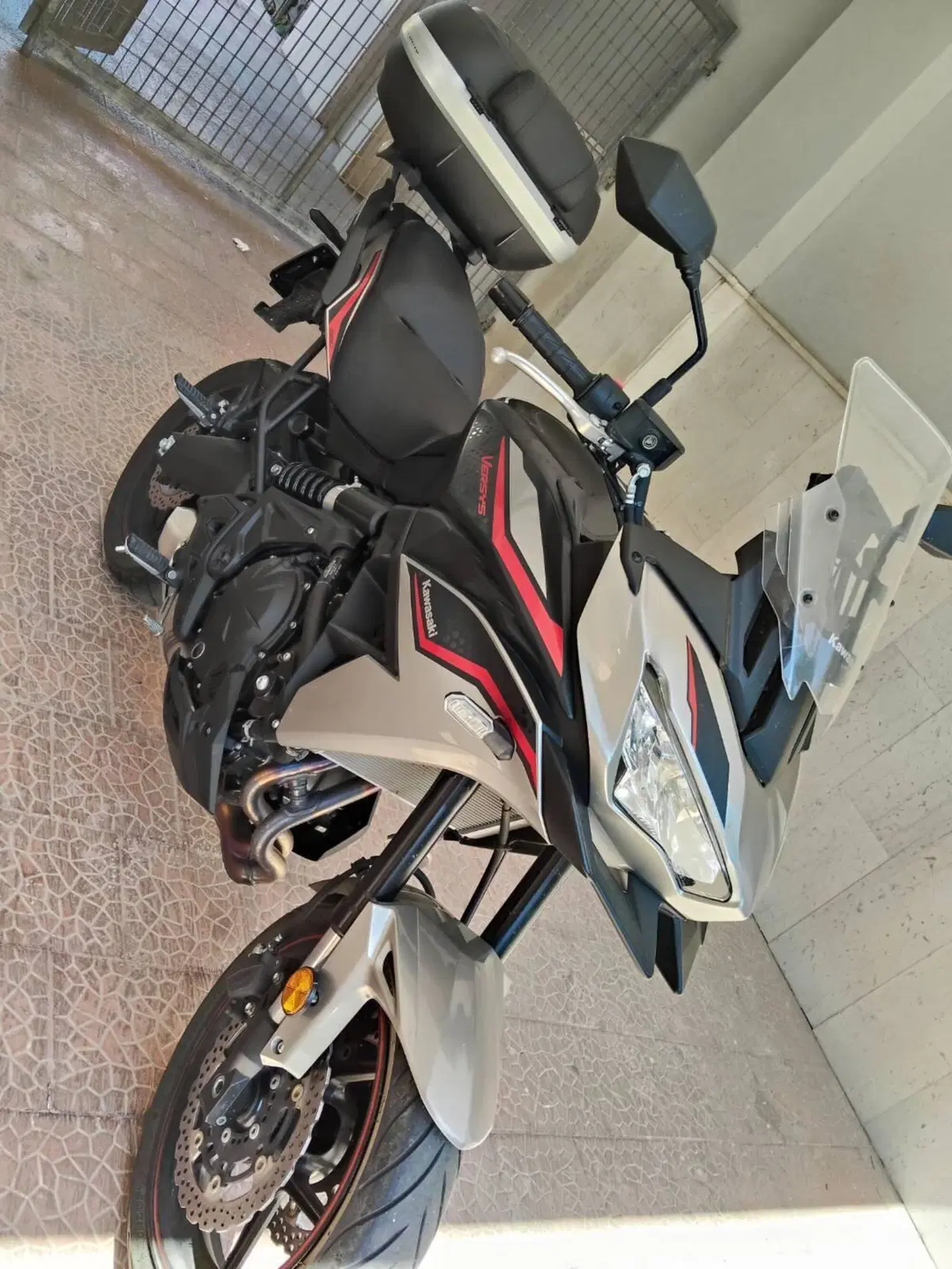 Kawasaki Versys 650 (2021 - 24) (3)