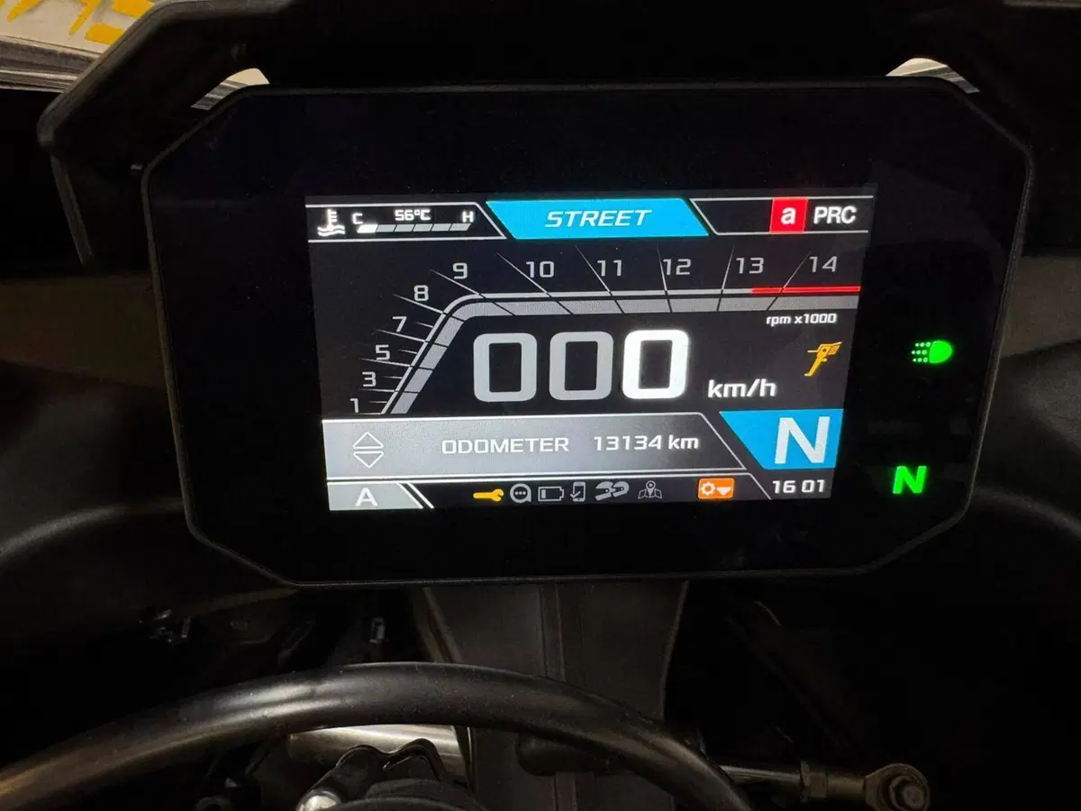 Aprilia RSV4 1100 (2021 - 24) (15)