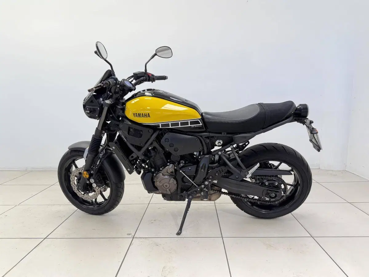 Yamaha XSR 700 ABS 60th Anniversary (2016 - 18) (5)
