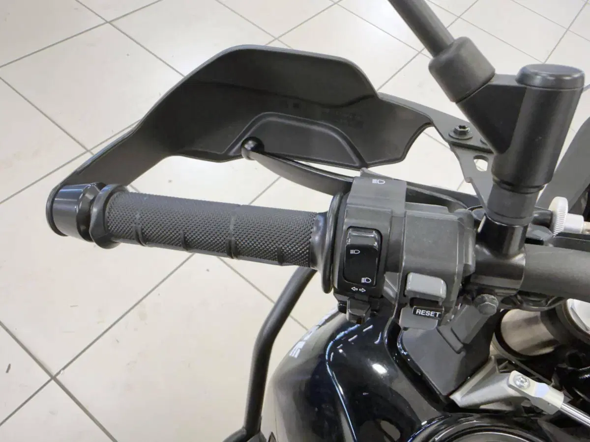 Yamaha Ténéré 700 World Raid (2022 - 25) (10)