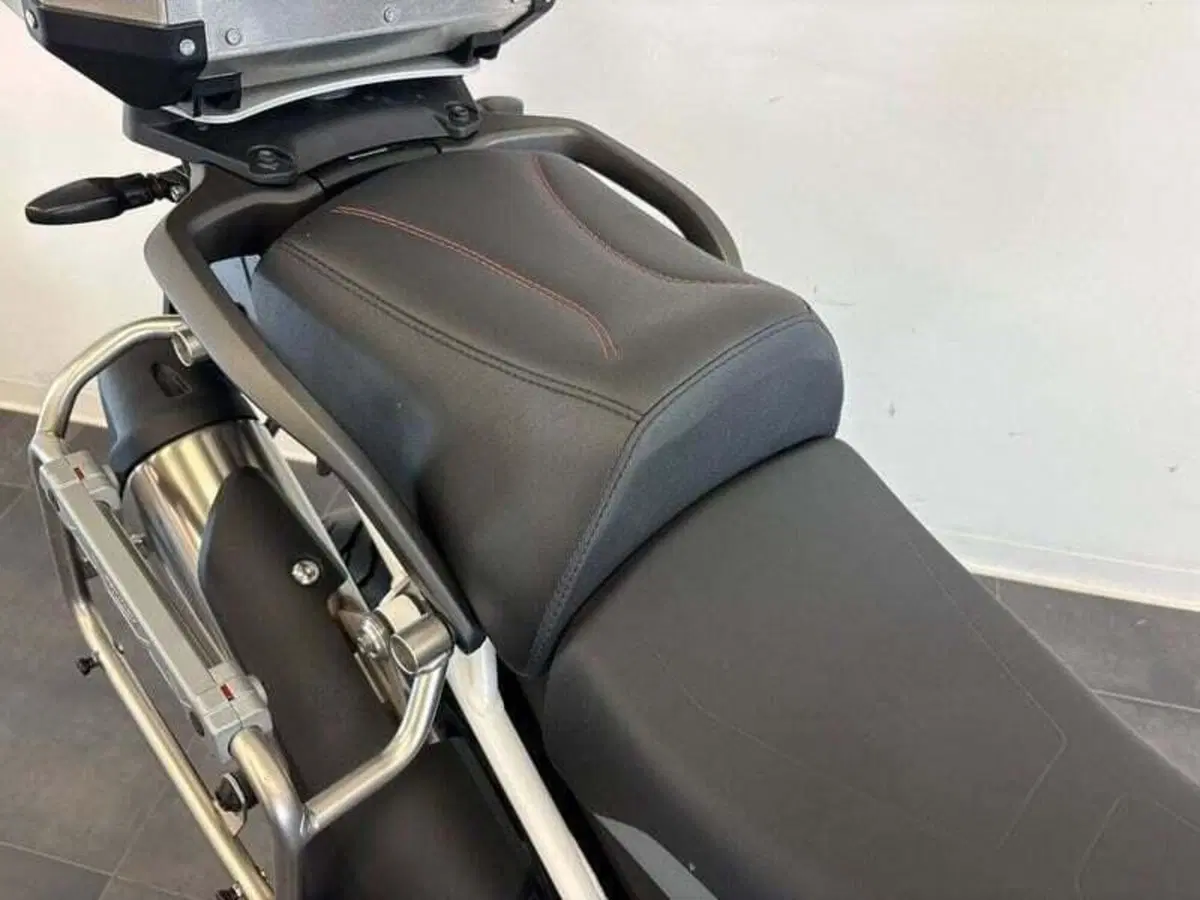 Triumph Tiger 900 GT Aragón Edition (2023 - 24) (15)