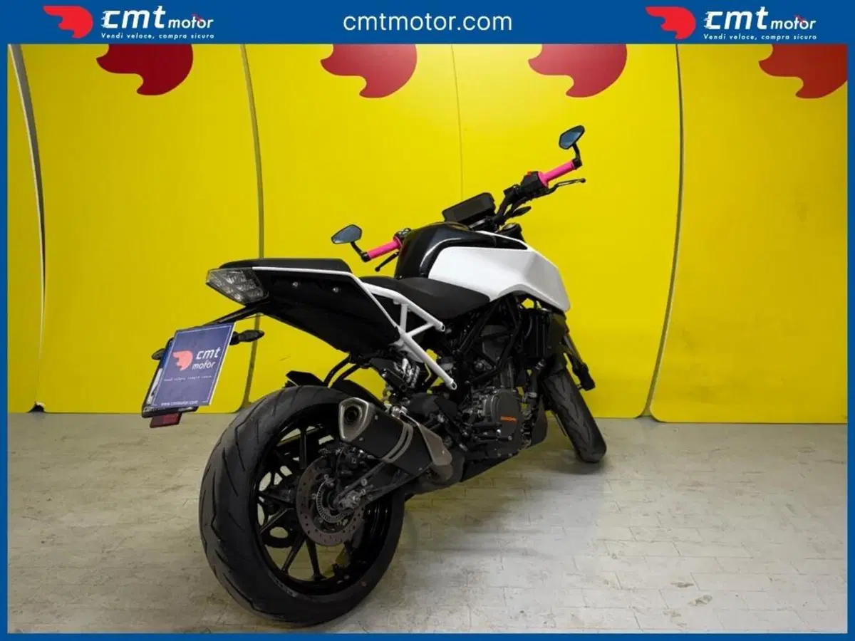 KTM 390 Duke (2021 - 23) (4)