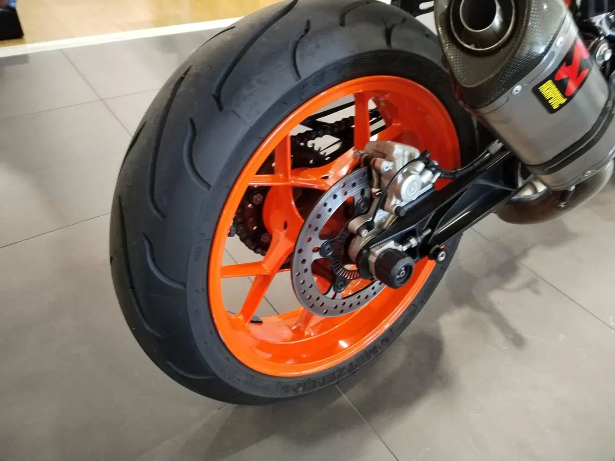 KTM 690 Duke (2016 - 19) (11)