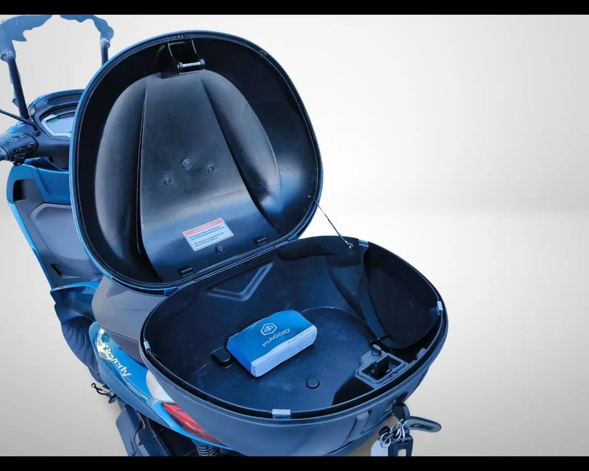 Piaggio Beverly 400 ABS-ASR (2021 - 24) (18)