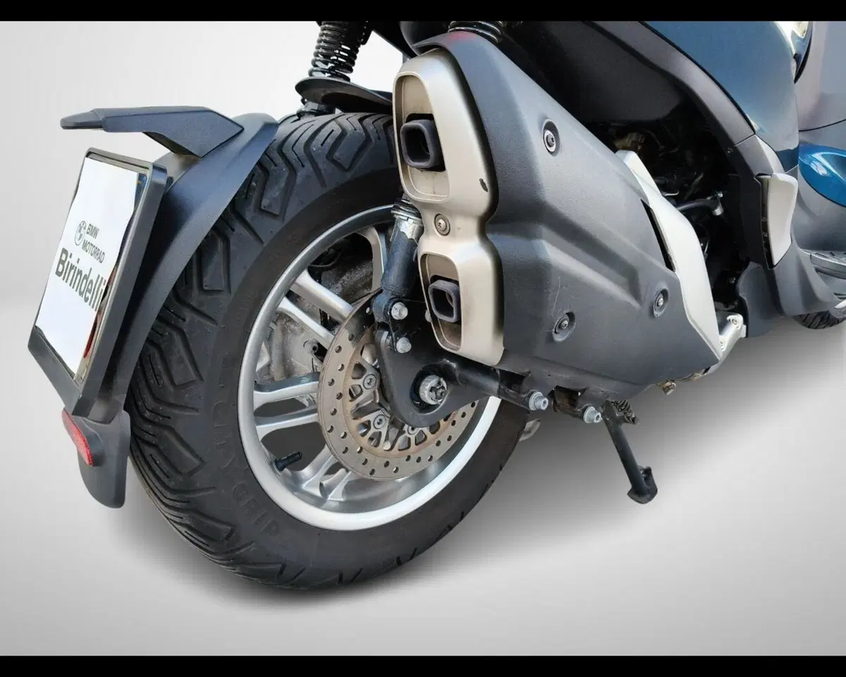 Piaggio Beverly 400 ABS-ASR (2021 - 24) (16)