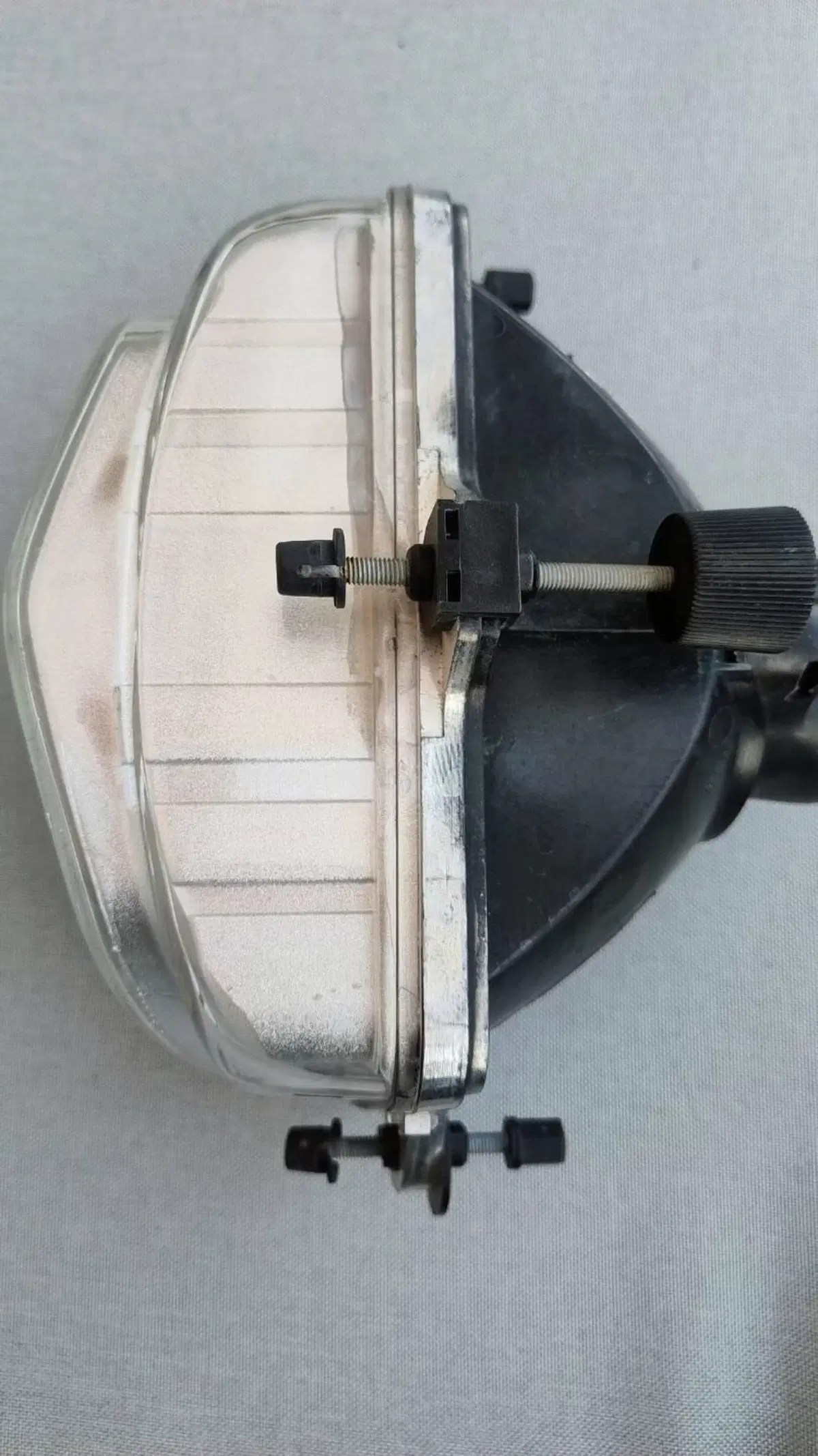 Faro BMW F 650gs (2)
