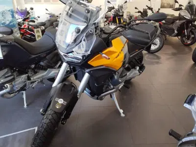 Moto Guzzi Stelvio (2024 - 26) usata