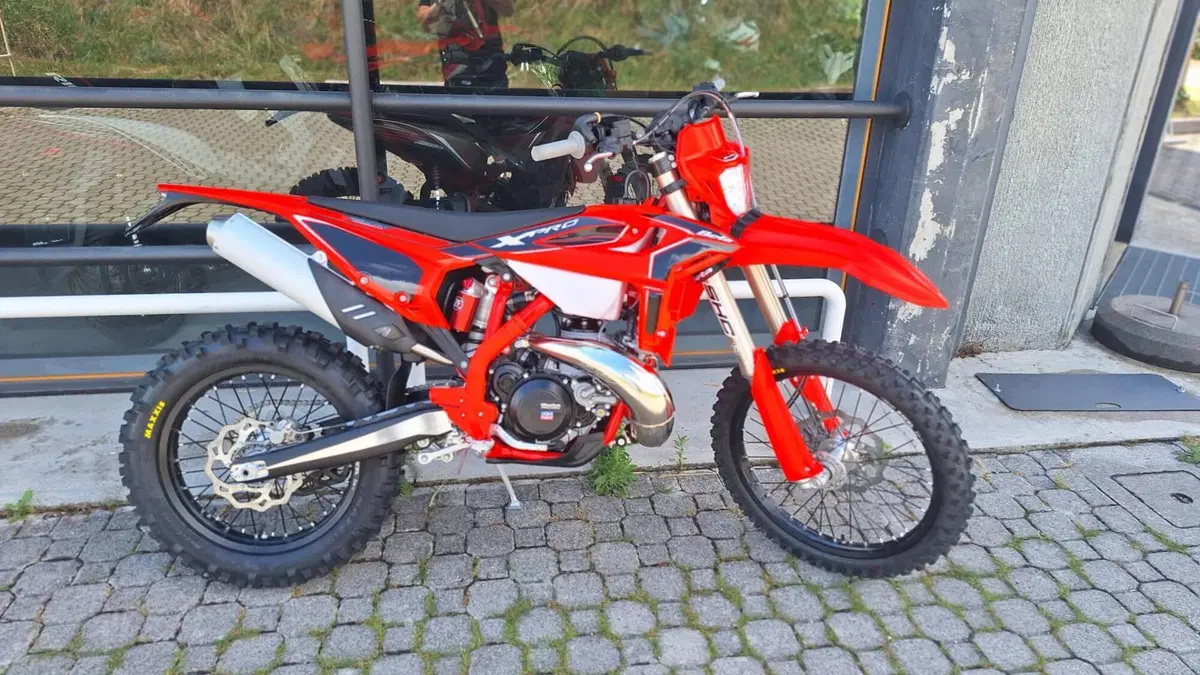 Betamotor RR X-PRO 300 2T Enduro (2027)
