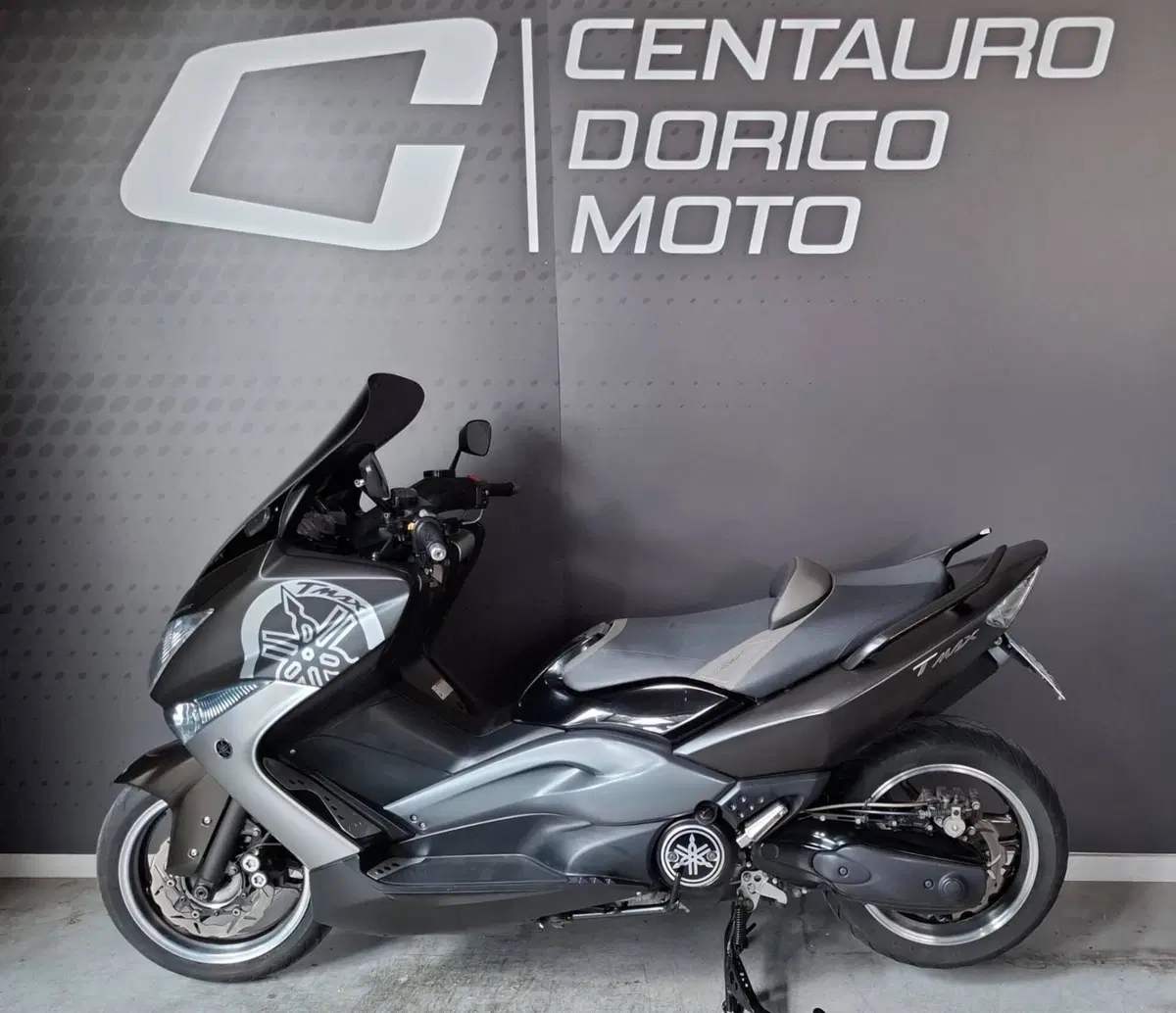 Yamaha T-Max 500 Tech Max (2011 - 13) (2)