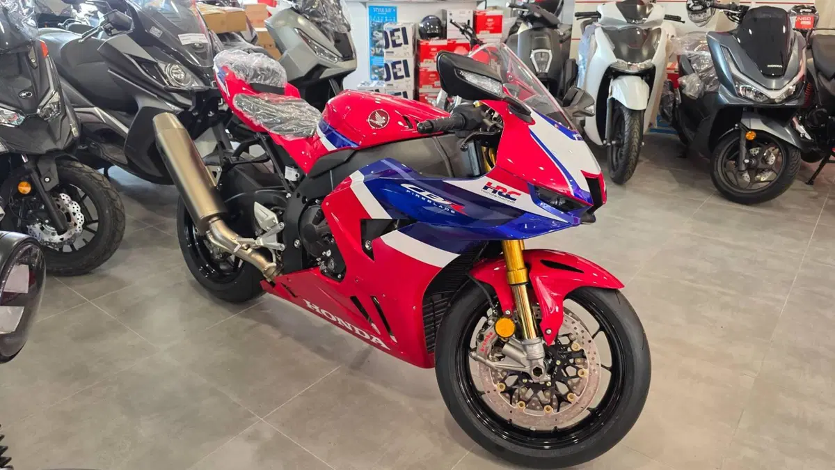 Honda CBR 1000 RR-R Fireblade SP (2024 - 26)