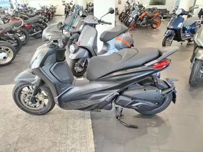 Piaggio Beverly 310 (2025 - 26) usata