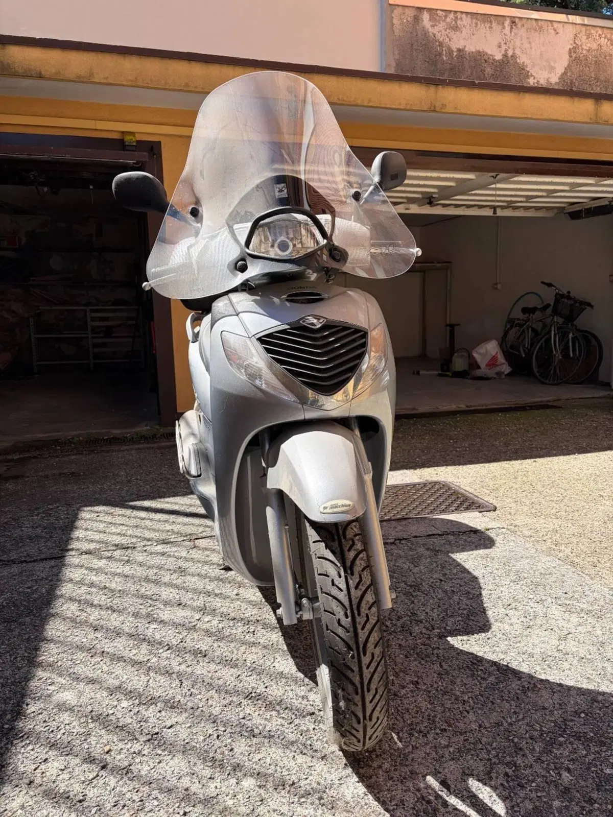 Honda SH 150 (2000 - 06) (3)