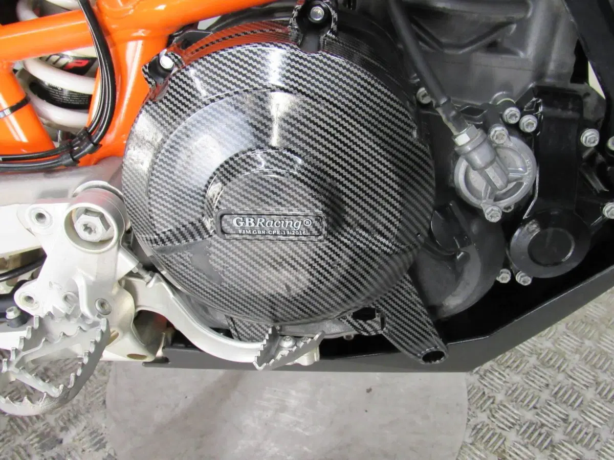 KTM 690 Enduro R (2012 - 17) (13)