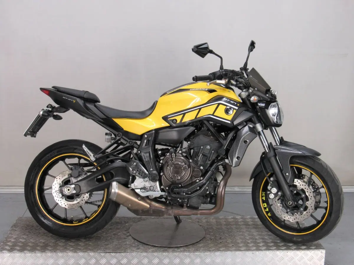 Yamaha MT-07 (2014 - 16) (2)