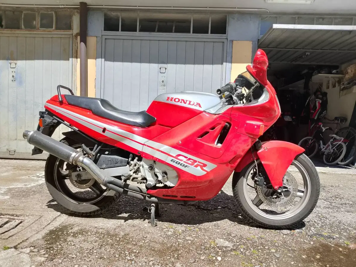 Honda CBR 600 F (1987 - 88)