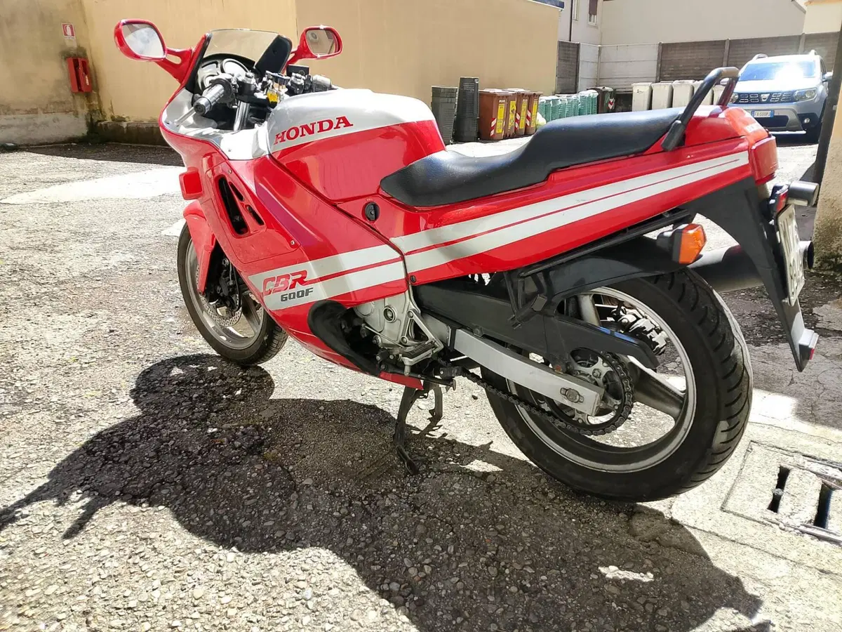 Honda CBR 600 F (1987 - 88) (5)