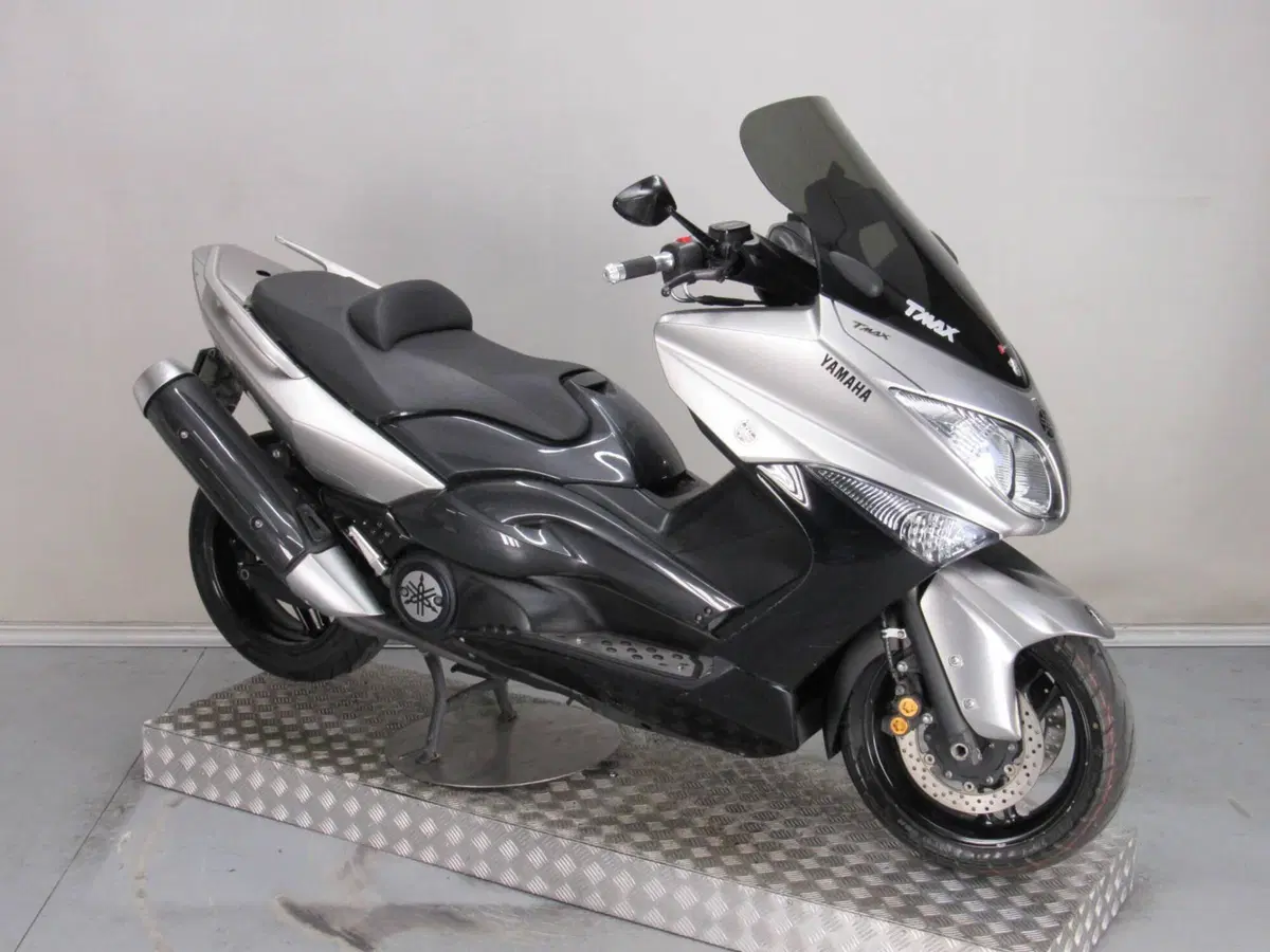 Yamaha T-Max 500 (2008 - 12) (3)